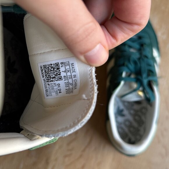 Collegiate Green Adidas Sambas (8.5M/10W) - Picture 5 of 8